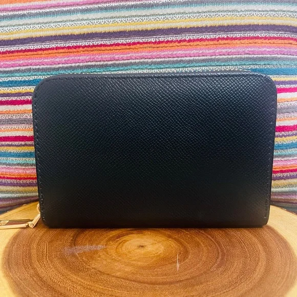 Micro-Pak Small Black Corner Zip Vegan Pebbled Leather Wristlet Wallet NWOT - Picture 4 of 12